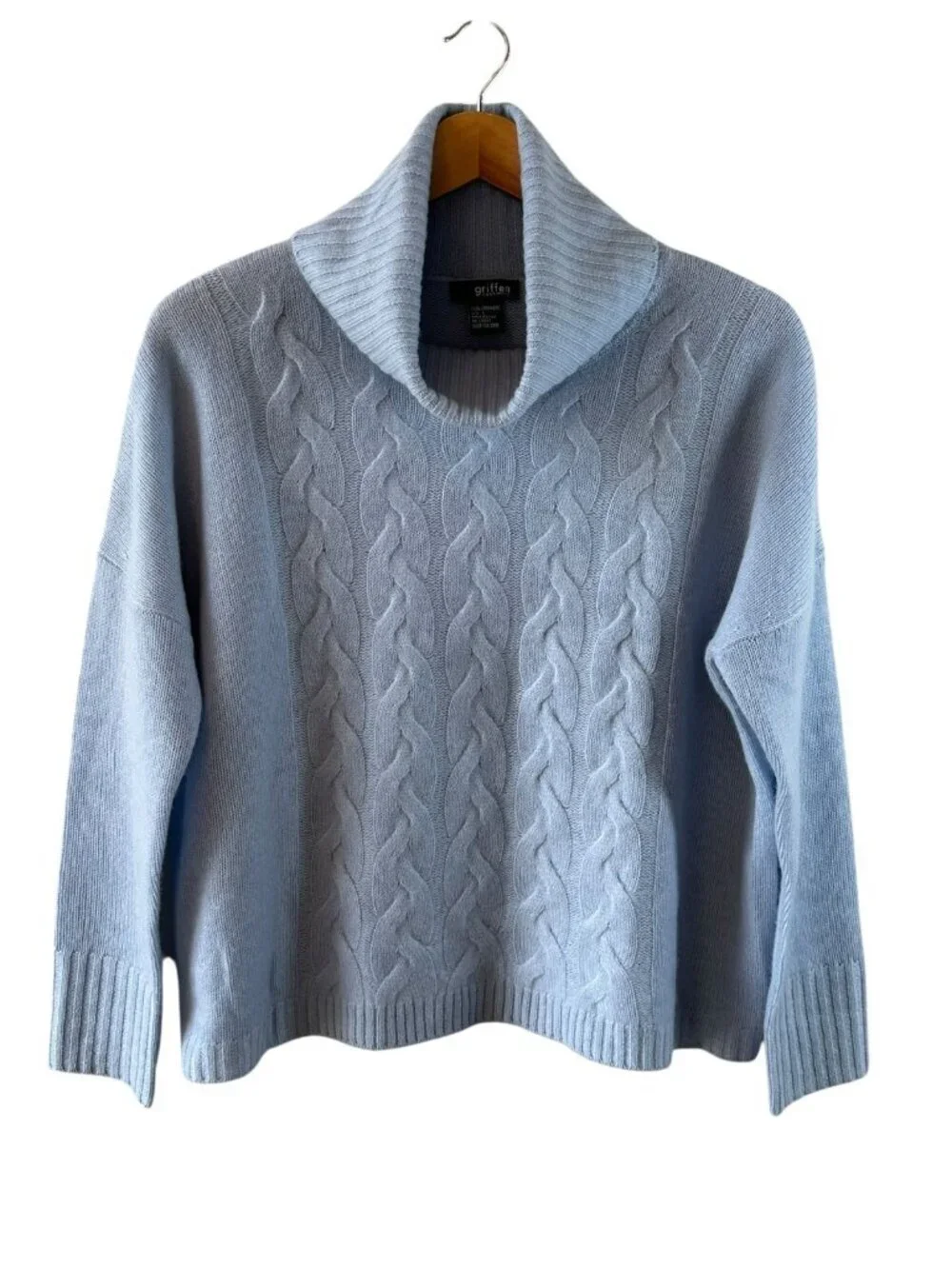 Griffen Luxe 100% Cashmere Baby Blue Cable Knit Turtleneck Sweater Size Large